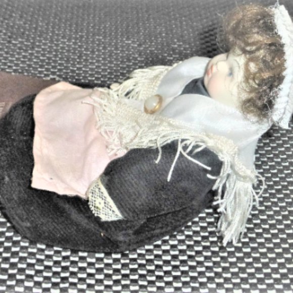8" Le Bambole Di Miriana DOLL w/ Certificate ITALY Porcelain Doll Collectible - Picture 4 of 6